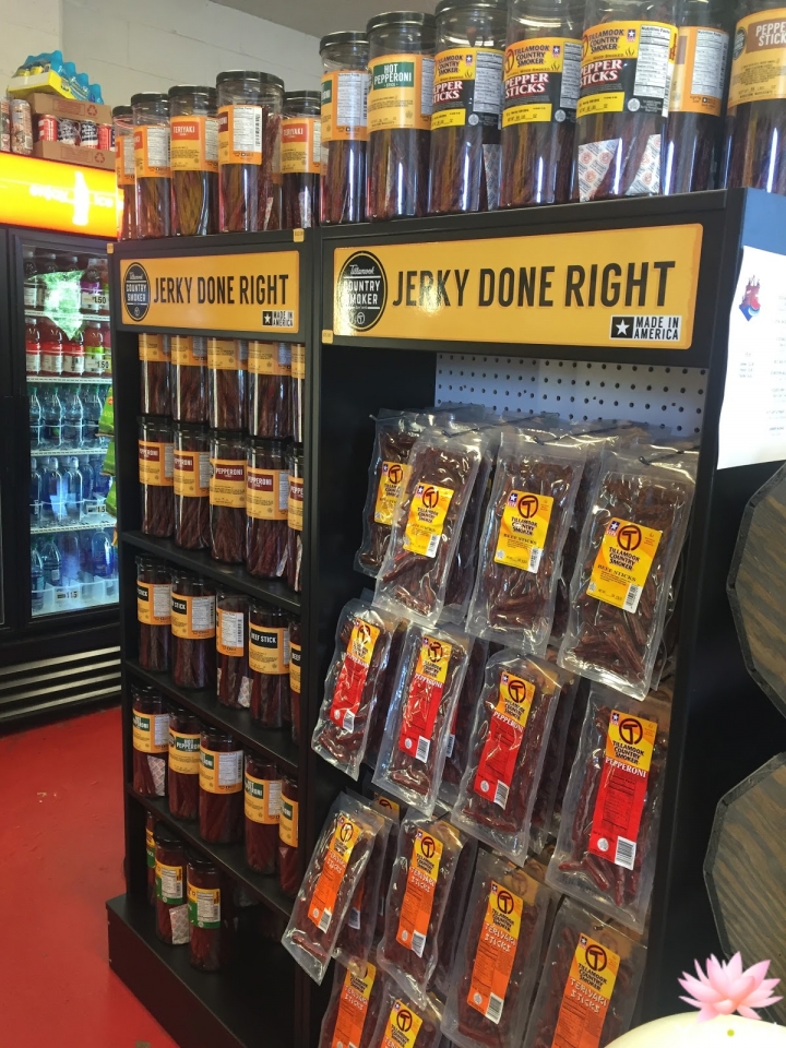 【美國・Tillamook・2016】Tillamook Country Smoker Factory Outlet (肉乾折扣店