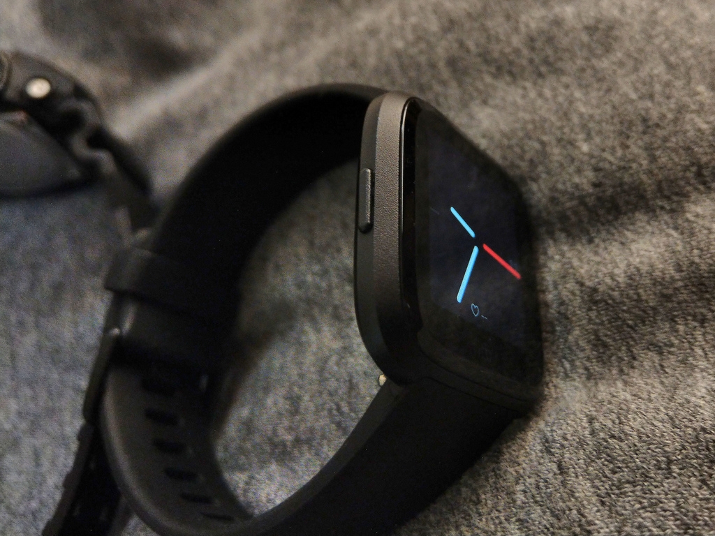 fitbit versa 開箱