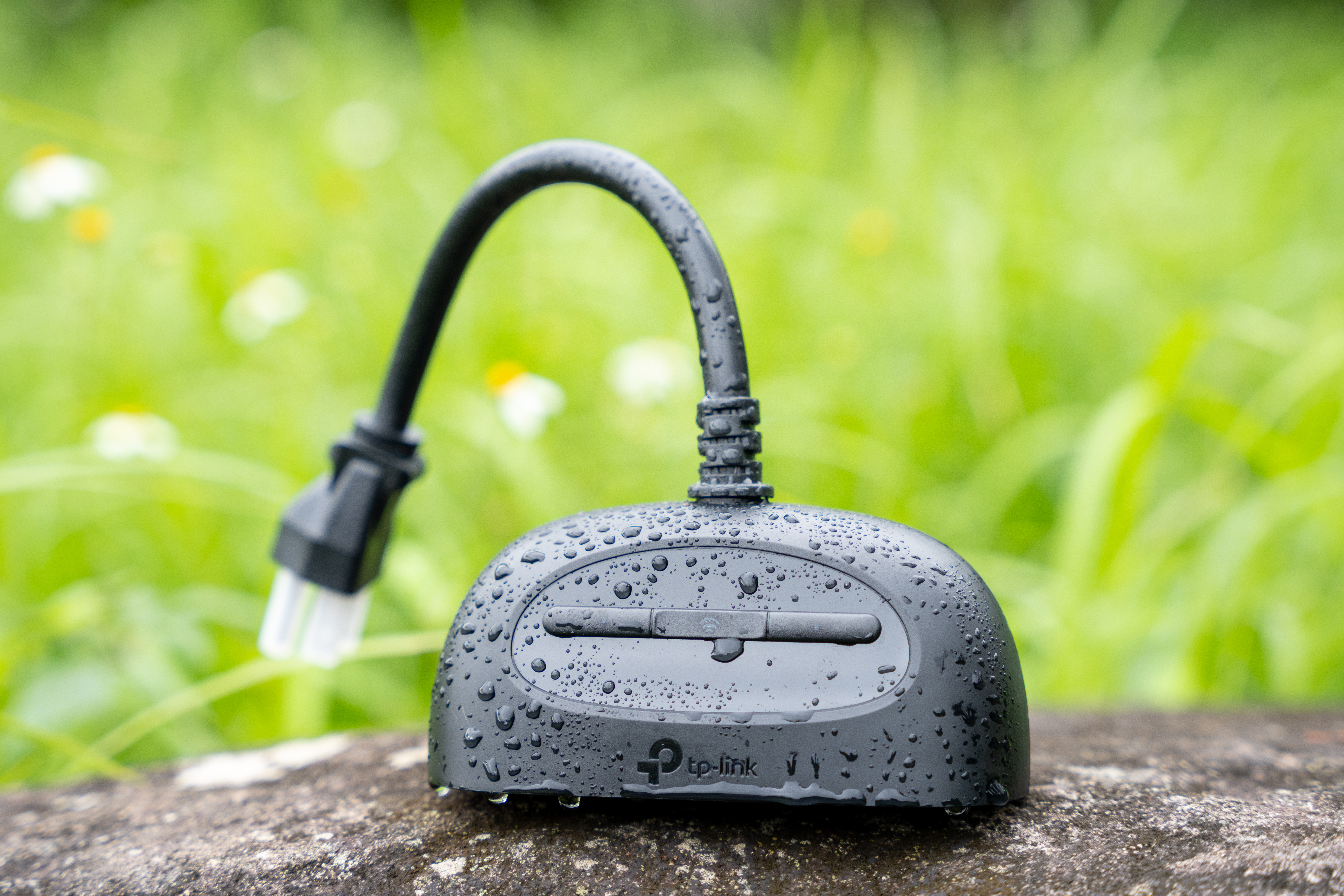 TpLink Kasa 智慧型 WiFi 電源延長線 KP303 與戶外型智慧插座 KP400 開箱評測 智慧語音輕鬆操控！ Mobile01