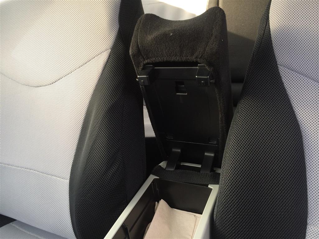 Center Console Armrest Cover for Toyota Prius 20132014 CC98 Embroidery