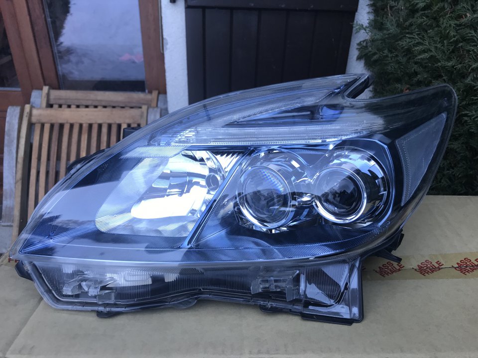 For Sale Prius Plug In 2012 LED/Xenon Headlights and tails lights for