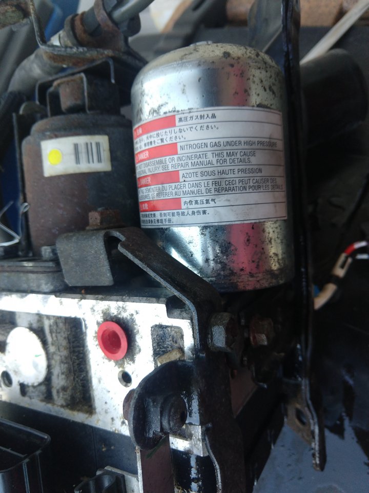 Accumulator replacment c1256 accumulator low pressure PriusChat