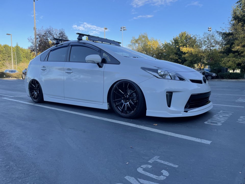 2013 Prius II, bagged and lots of mods, Seattle WA PriusChat