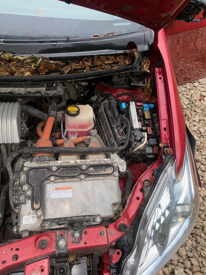 2011 Prius not charging 12V system PriusChat