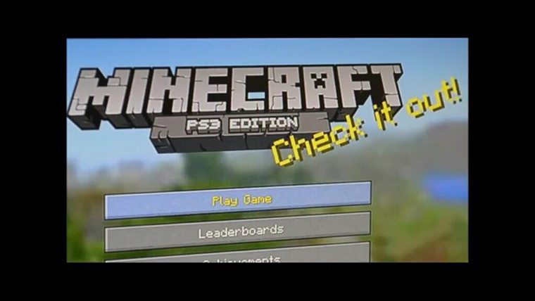 First screenshot of Minecraft on PS3 Attack of the Fanboy