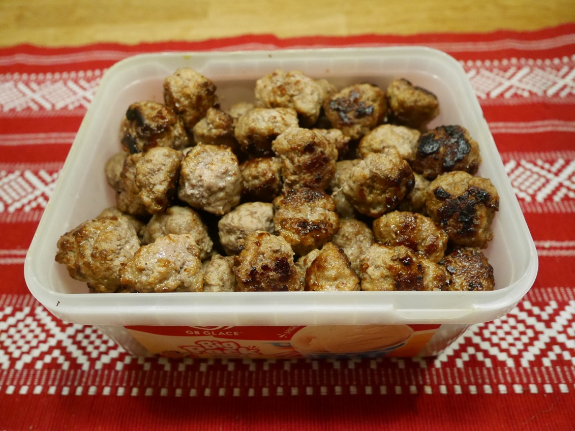 Julköttbullar, recept julköttbullar, recept köttbullar med julkryddor