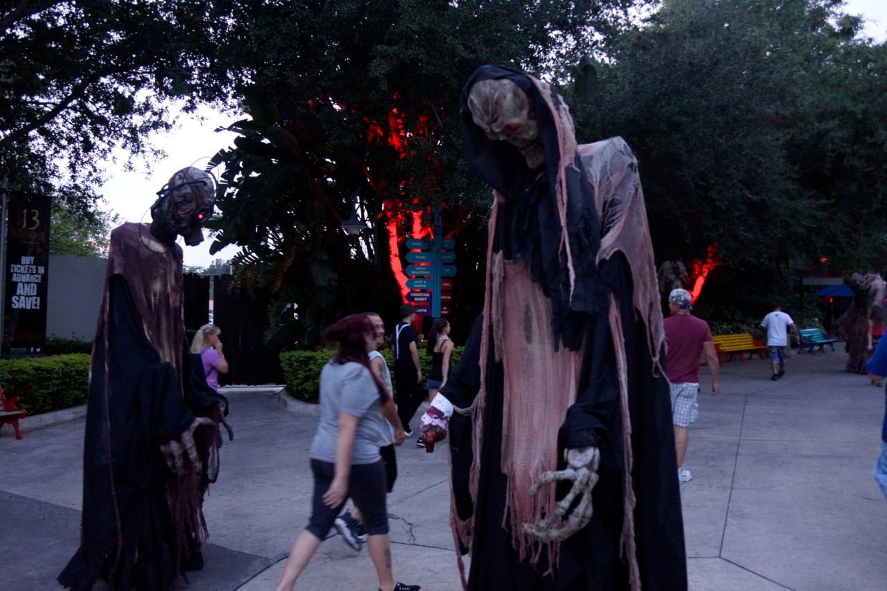 Busch Gardens puts on a wonderfully scary event with HowlOScream's