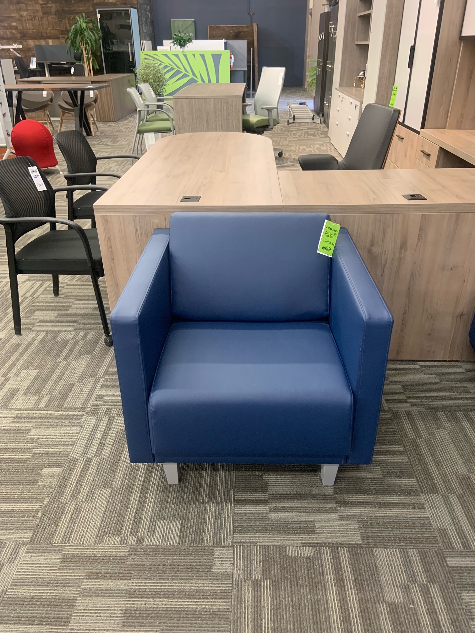 Clearance HON Grove Lounge Seat CJT12 • atWork Office Furniture Canada