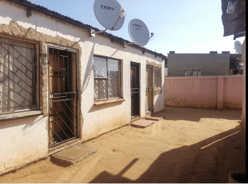 R 840 000 House for Sale in Tembisa Central Tembisa, Tembisa Central