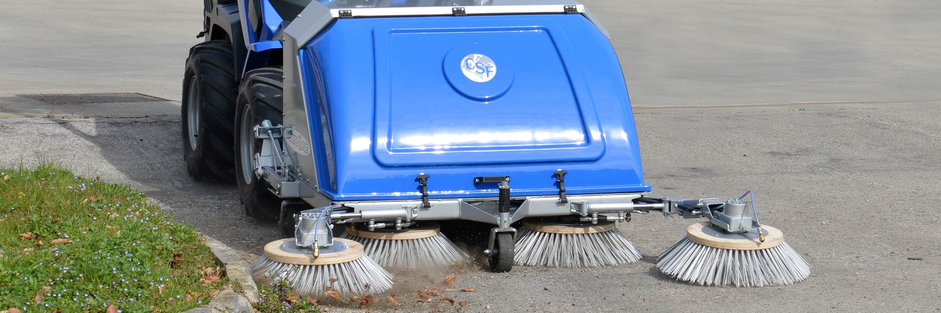 Vacuum sweeper MultiOne