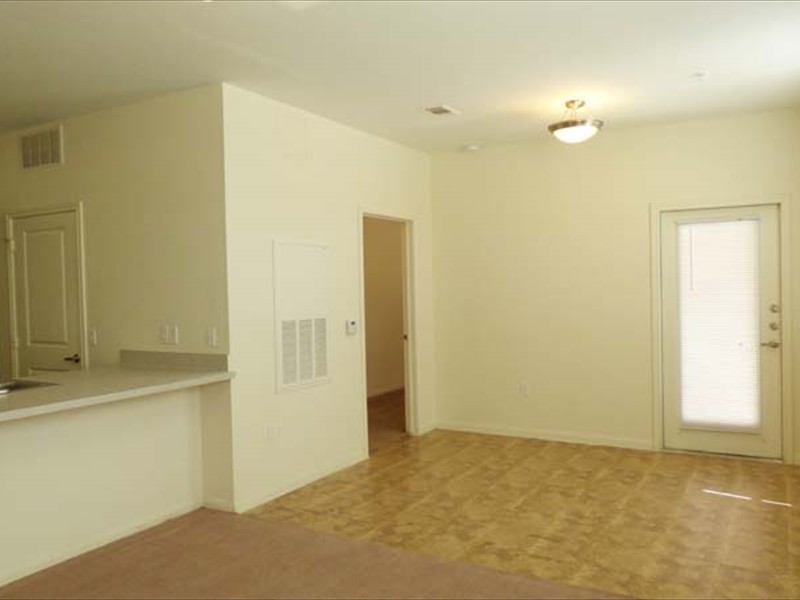 Auburn Square Apartment Homes Vidor, TX (409) 7699331