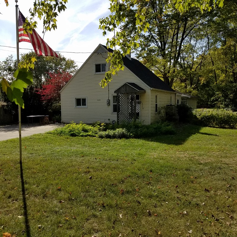 View Auction Goodrich Auction Company, David Goodrich Auctioneer