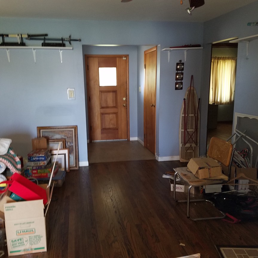 View Auction Goodrich Auction Company, David Goodrich Auctioneer