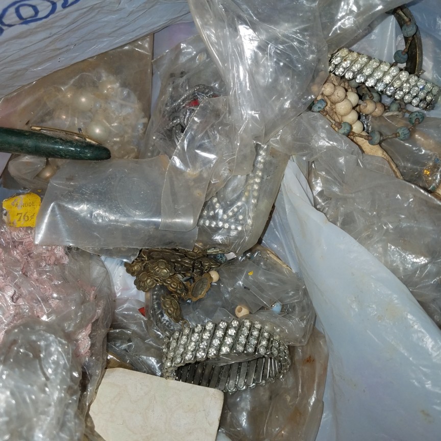 View Auction Goodrich Auction Company, David Goodrich Auctioneer