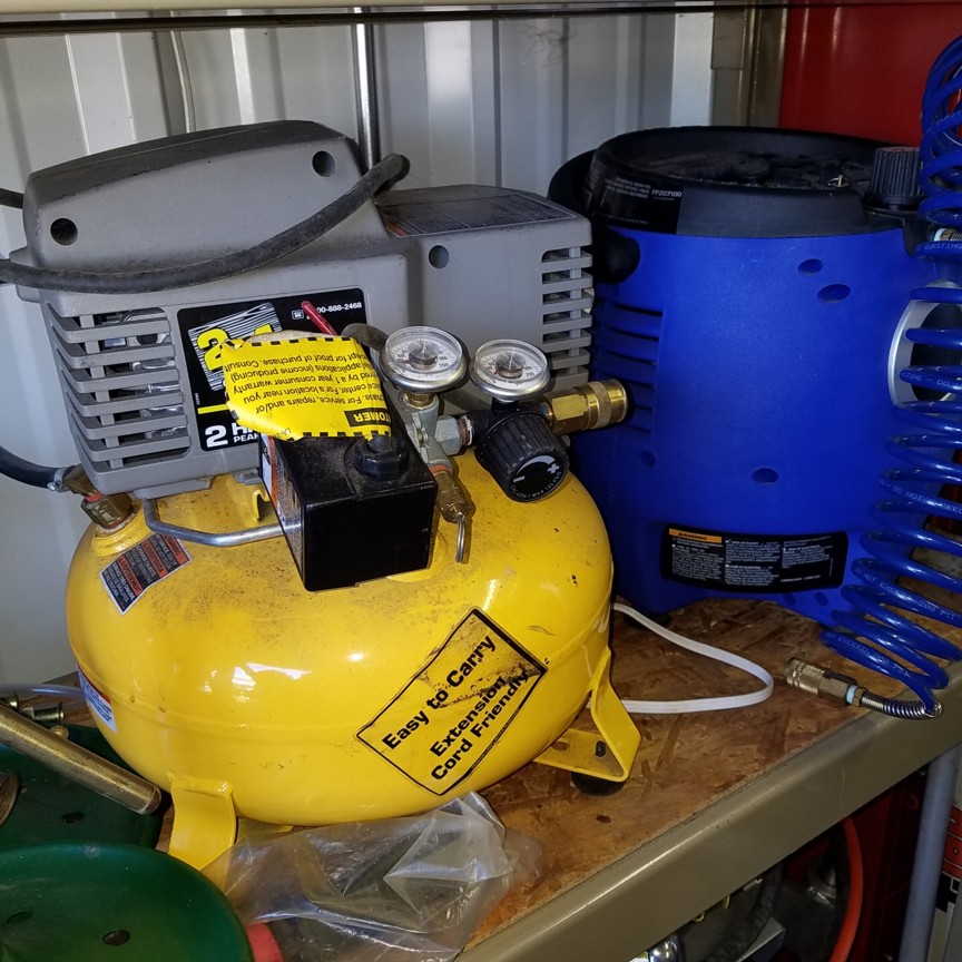 View Auction Goodrich Auction Company, David Goodrich Auctioneer