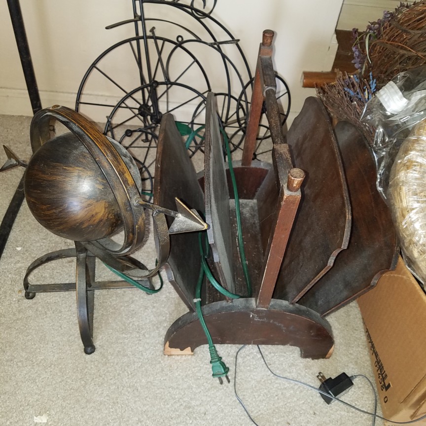 View Auction Goodrich Auction Company, David Goodrich Auctioneer