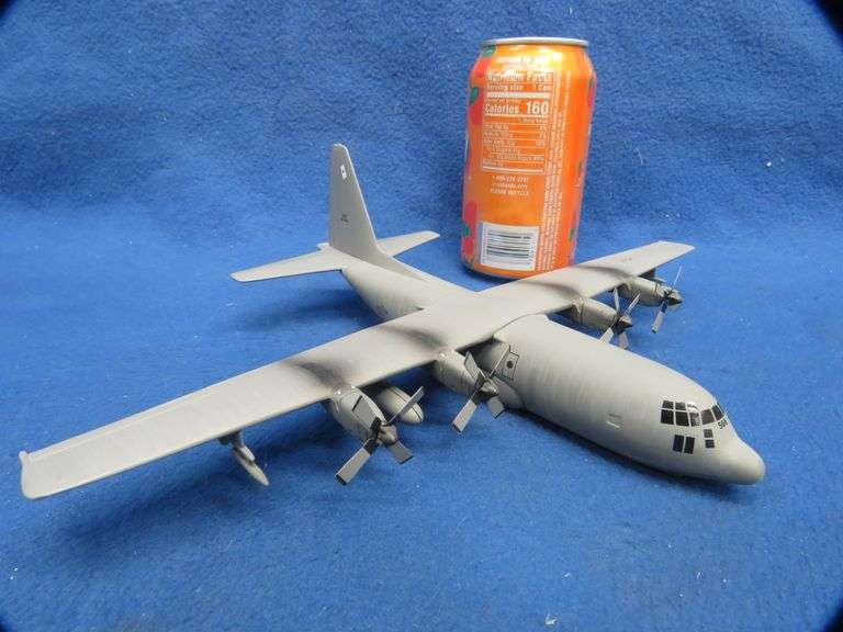Lockheed AC130H Hercules 'Spectre Gunship' diecast metal model