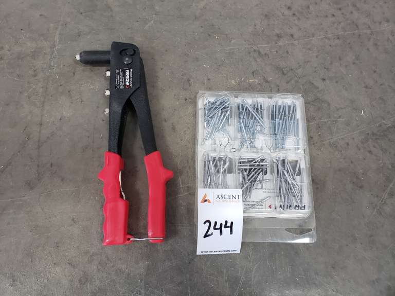 How To Use Arrow Rivet Gun How to use arrow rivet tool step 1