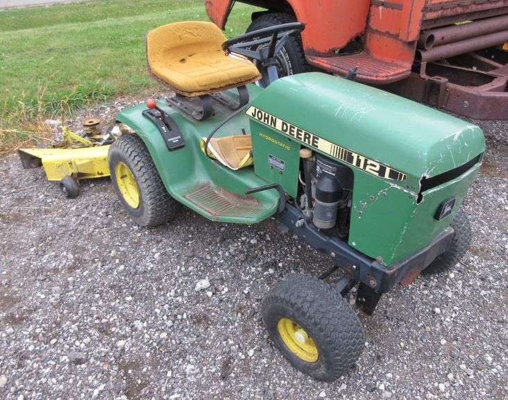 112L John Deere Lawn Tractor with PTO Albrecht Auction Service
