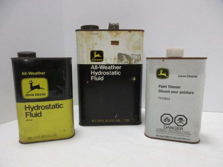 (3) John Deere Oil Cans OneGallon, Empty; OneQuart, Full; OneQuart