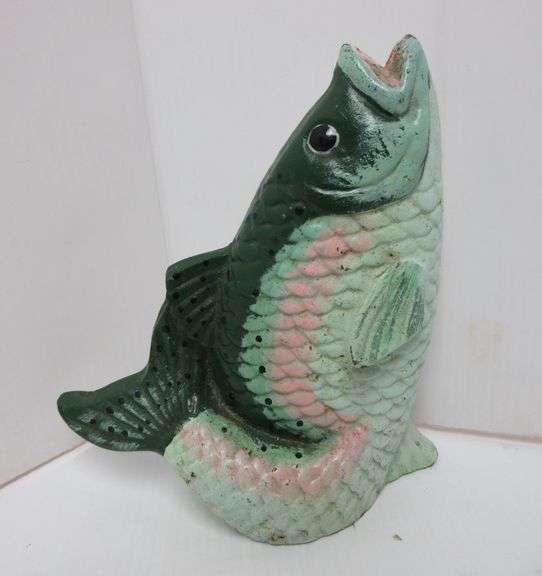 Cast Iron Fish Door Stop, Very Heavy Albrecht Auction Service