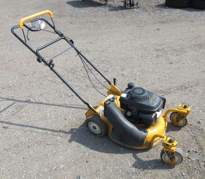 Cub Cadet Push Mower - Albrecht Auction Service