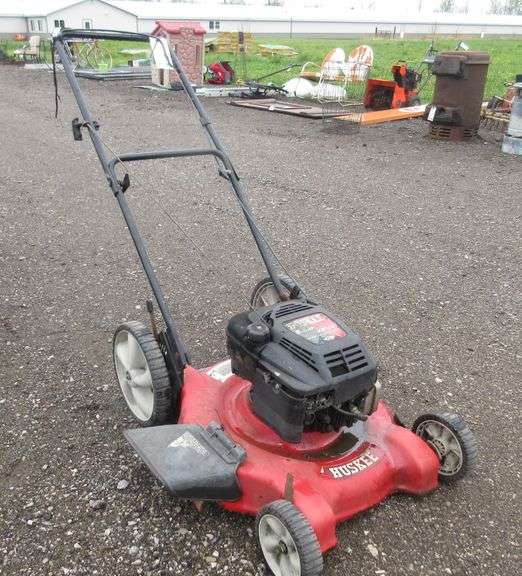 Huskee Push Mower - Albrecht Auction Service