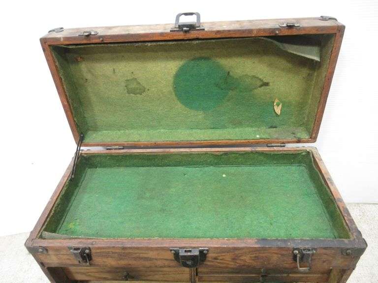 SixDrawer Top Shelf Wood Oak Toolbox Albrecht Auction Service