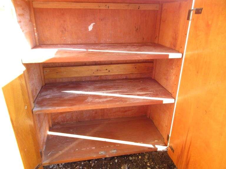 (2) Wooden Garage Albrecht Auction Service