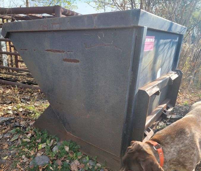 Skid steer quick attach dump bin Albrecht Auction Service