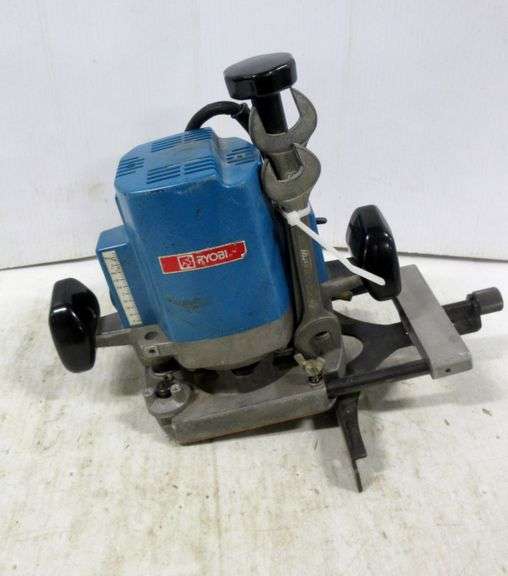 Ryobi plunge router, works, plunge sticks, needs cleaning and lube