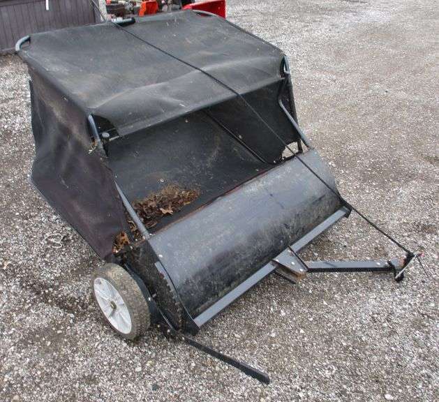 Groundwork lawn sweeper, 42" Sweep, has wear Albrecht Auction Service