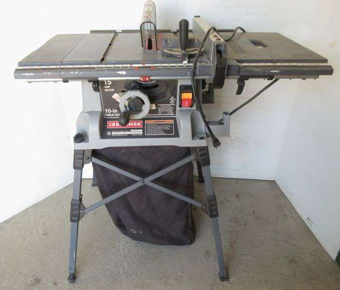 Craftsman 10" portable table saw with saw dust gatherer in base, no