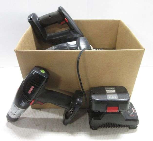 Craftsman 19.2V battery tool set, include (3) Tools, light, charger