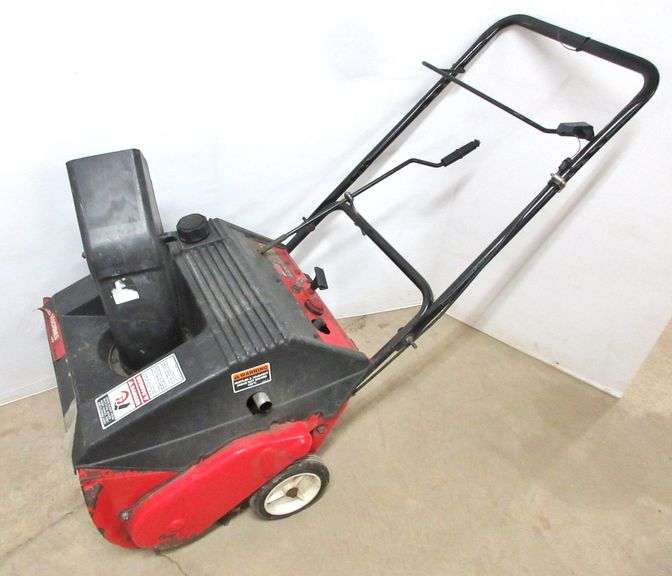 Yard Machine snow blower, has electric start Albrecht Auction Service