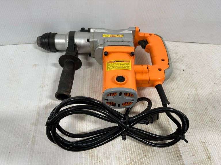 Chicago Electric rotary hammer with bits, hardly used Albrecht