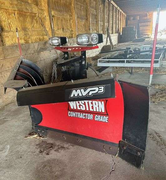 2020 Western MVP3 Snow Plow, 8'6"W, TakeOff Wing Extensions, Newer