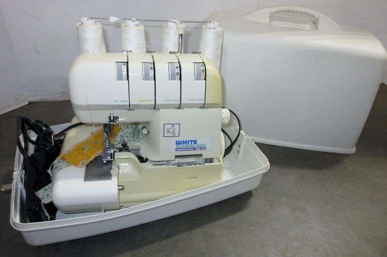 White superlock serger electronic 2000 ATS sewing machine, tested and