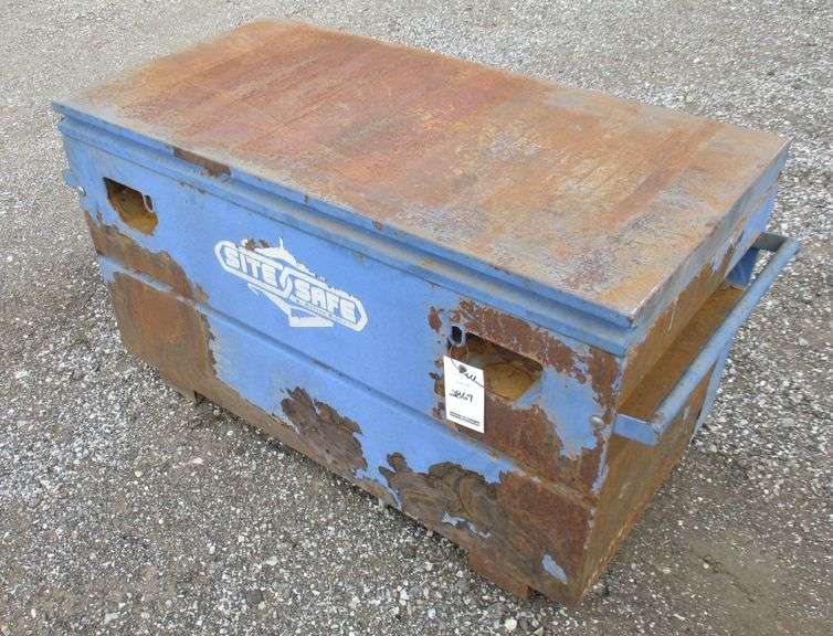 Better built job box, 24" x 25" x 48", used and rusty Albrecht