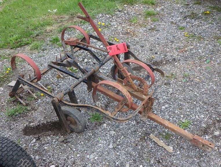 3' Garden Drag/Cultivator, used/weathered Albrecht Auction Service