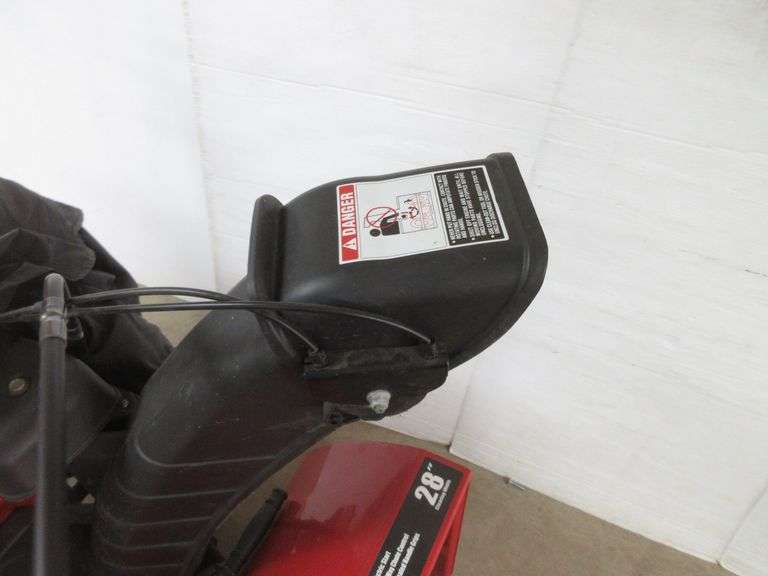 Troy bilt snowblower with wind breaker cap, electric start 28", has been sitting, needs new gas