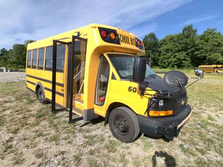 (7) CHEVROLET EXPRESS MICRO BIRD SMALL SCHOOL BUSES located in
