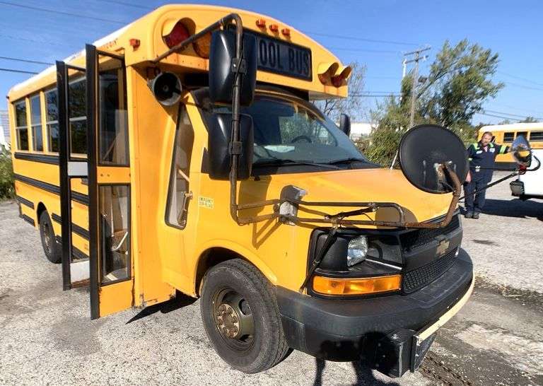 2014 CHEVROLET EXPRESS 3500 THOMAS SMALL SCHOOL BUS 215 Mathies