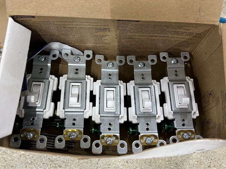Chatfield New in Box Center Faucet, Electrical Switches and Outlets