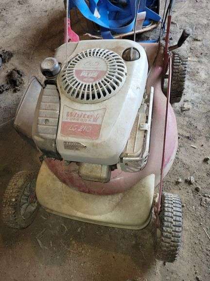 White Outdoor Push Lawn Mower - Baer Auctioneers - Realty, LLC