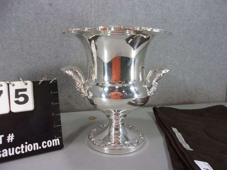 INTERNATIONAL SILVER WEBSTER WILCOX 5351 SILVER PLATE WINE CHILLER