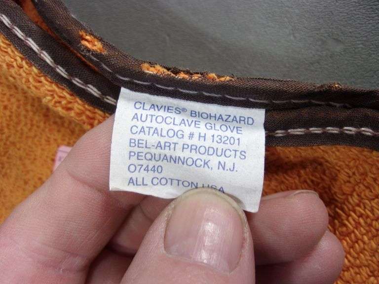 CLAVIES BIOHAZARD AUTOCLAVE GLOVES H13201 PAIR LONG LENGTH Bentley