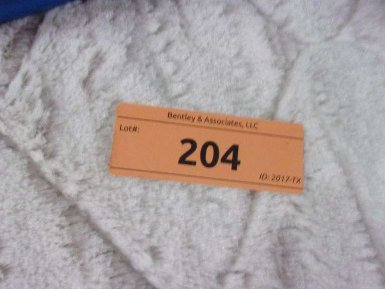 SERTA XXL LUXURY SLEEPER SOFA DOG BED Bentley & Associates, LLC