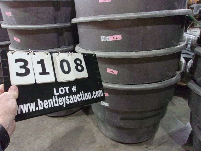 RUBBERMAID 70GALLON GRAY TUB/WATER TROUGH Bentley & Associates, LLC