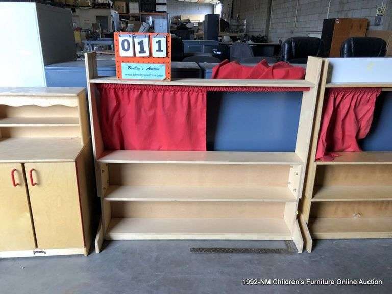 JONTI CRAFT CHILDREN'S FURNITURE BOOKSHELF PUPPET STAGE USED, AS IS